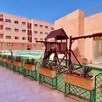 Bel Appart, Tres Bien Situe, Avec Piscine, Wifi, Clim, Parking