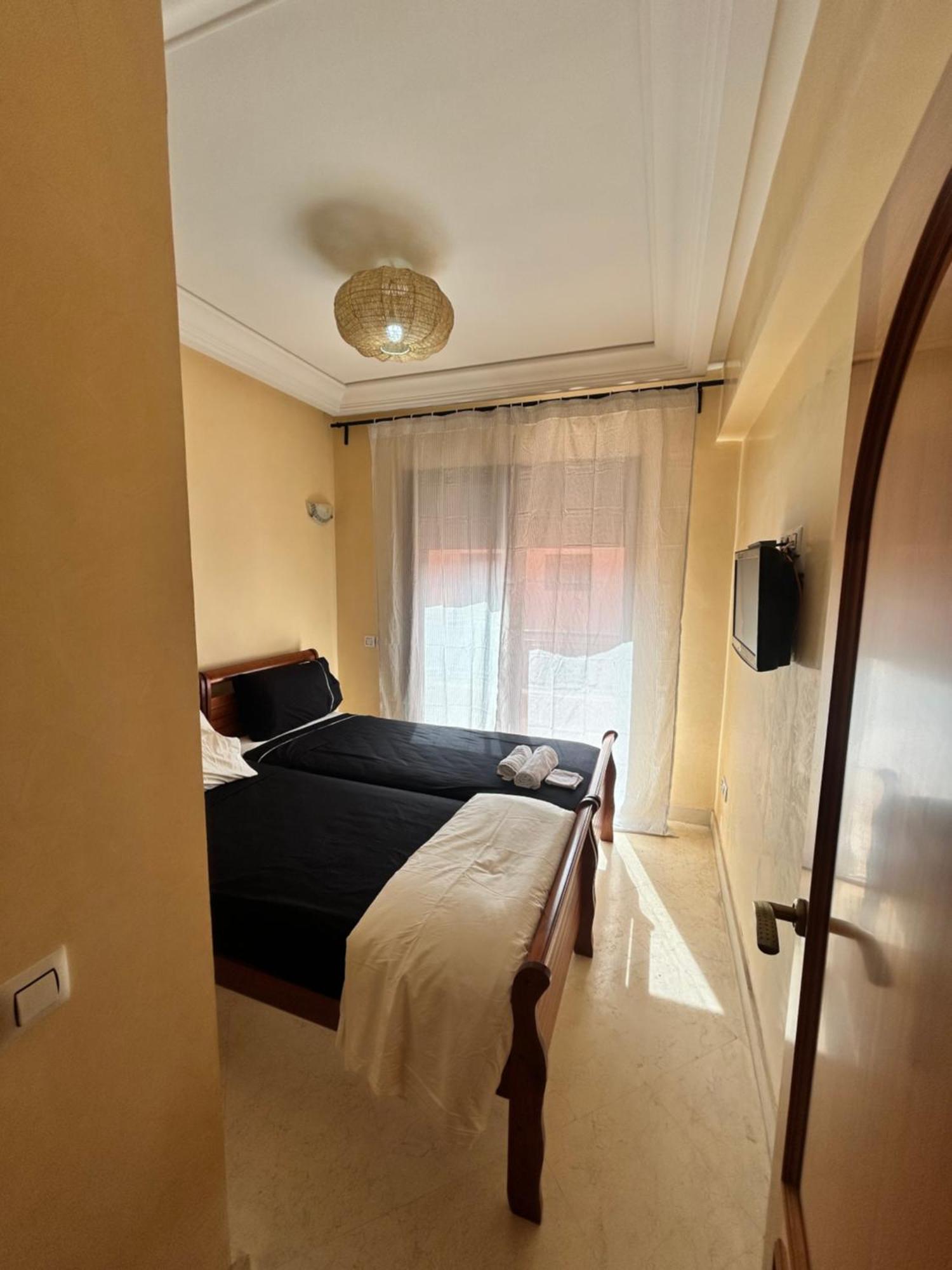 Bel Appart, Tres Bien Situe, Avec Piscine, Wifi, Clim, Parking *