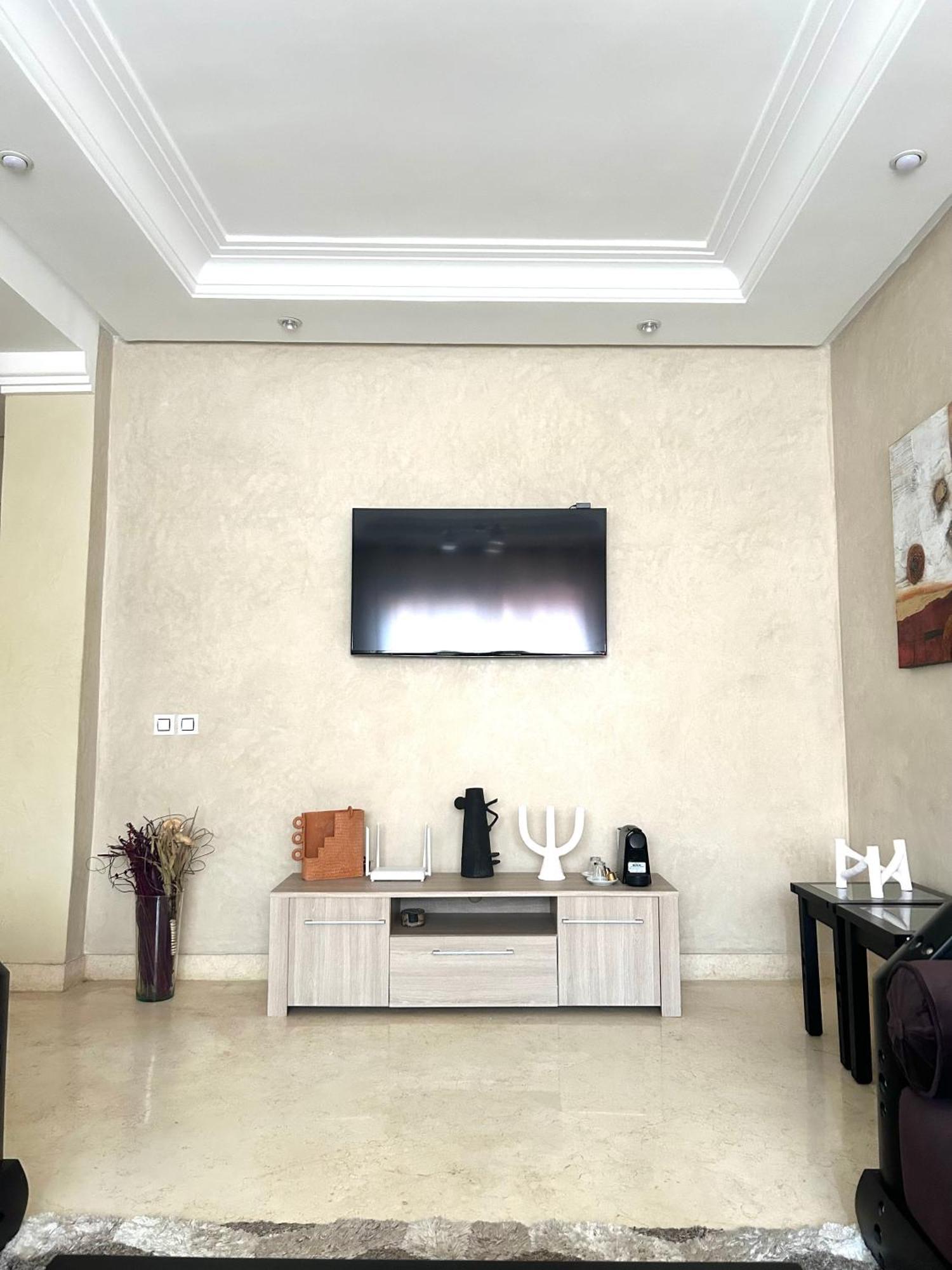 Appartement Bel Appart, Tres Bien Situe, Avec Piscine, Wifi, Clim, Parking *