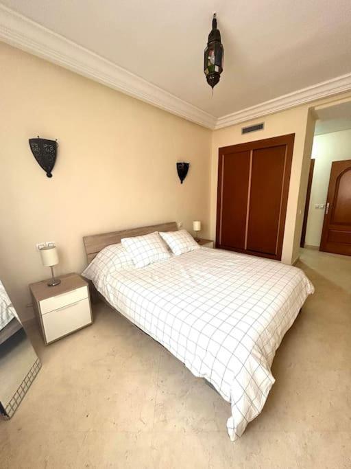 Appartement Bel Appart, Tres Bien Situe, Avec Piscine, Wifi, Clim, Parking